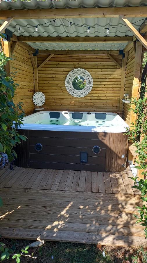 Arche De Lanoe Jacuzzi Bed & Breakfast Labastide-Saint-Pierre Dış mekan fotoğraf
